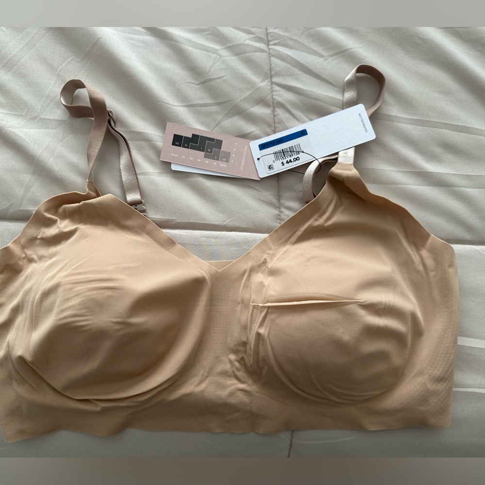 NWT Calvin Klein wireless bra‘s